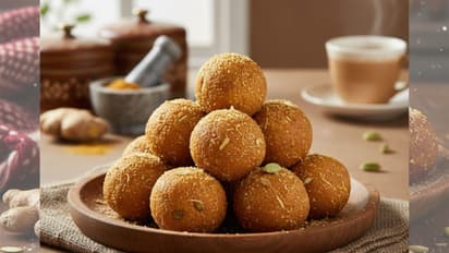 fix spicy dry ginger laddu