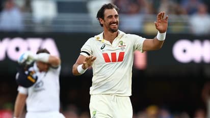 Mitchell Starc 5 wickets