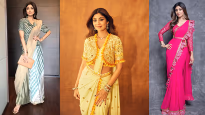 Royal look in simple saree