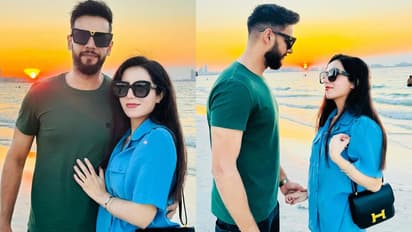 Pakistani cricketer Imad Wasim divorce