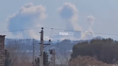 Isfahan Blast: ইরানের পারমাণবিক কেন্দ্রের কাছেই বিরাট বিস্ফোরণ! ভয়ঙ্কর অবস্থা দেশ জুড়ে দেখুন