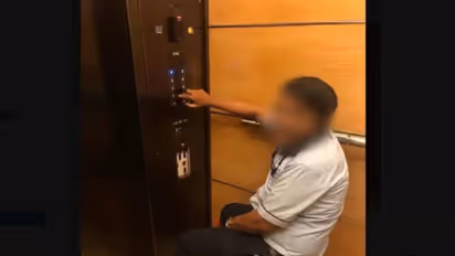 Lift Operator Job: लिफ्ट ऑपरेटर की नौकरी 'सबसे बेकार'? पोस्ट वायरल होते ही लोगों ने लगा दी क्लास