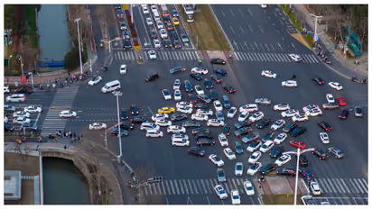 Wuhan Taxi Driver Turns Real-Life Hero, Breaks Traffic Rules To Save 3-Year-Old Girl’s Life