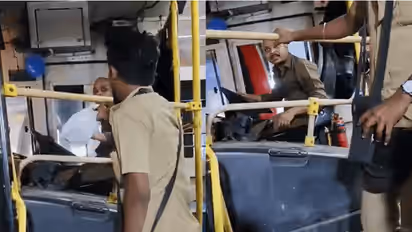 मुंबई में सेव पूरी के लिए बस रोकी! 20 मिनट तक लगा जाम, BEST ड्राइवर का वीडियो वायरल