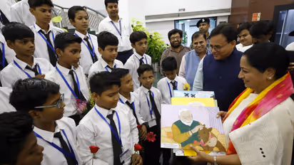 Delhi CM Rekha Gupta Praises Young Artists From Government School After Their Special Lucknow Visit