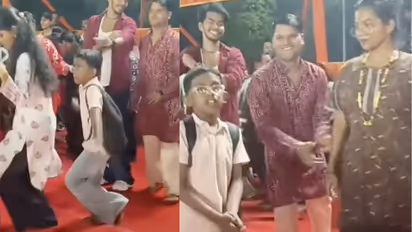Viral Video: ट्युशन बुडवून पोरगा गरबा खेळायला गेला, तिथेच सर भेटले अन्...