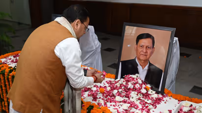 Uttarakhand CM Dhami Pays Tribute to Heera Singh Bisht, Recalls His Lifelong Commitment to Public Service