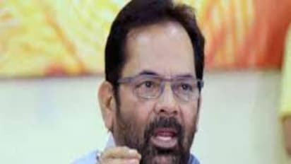 జయప్రద ప్రత్యర్థి ఆజంఖాన్ పై ముగాంబో వ్యాఖ్యలు: నక్వీపై కేసు