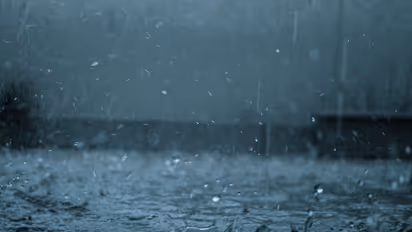 ಮಳೆ ನೀರಲ್ಲಿ ತೇಲಿದ ಸಾಗರ ?