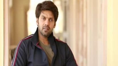 ஆர்யா திருமணம் செய்துக்கொள்ளும் பெண் இவரா...? மாலையும் கழுத்துமாக வெளியான புகைப்படம்...!