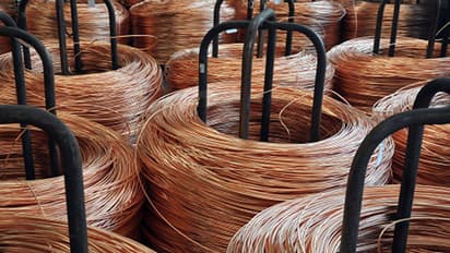 ചെമ്പിനും സ്വര്‍ണ്ണത്തിളക്കം; ആഗോള വിപണിയില്‍ റെക്കോര്‍ഡ് വില