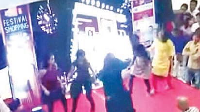 ಮಂಗಳೂರು ಮಾಲ್ನಲ್ಲಿ ಬುರ್ಖಾ ನೃತ್ಯ: ವಿವಾದ
