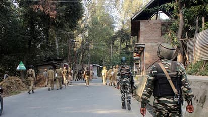 Kashmir: CISF officer killed in terrorist attack, secuirty heightened