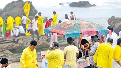 అందుకే మహనాడును విశాఖలో జరుపుతున్నారు