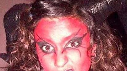 ചെകുത്താന്റെ വേഷമണിഞ്ഞ് മണിക്കൂറുകള്ക്കകം പ്രമുഖ മോഡല് തൂങ്ങിമരിച്ചു