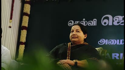 Jayalalithaa suffers cardiac arrest, Chennai tense