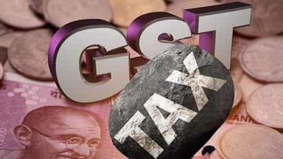 अक्टूबर में जीएसटी से सरकार को मिले एक लाख करोड़ से भी ज्यादा