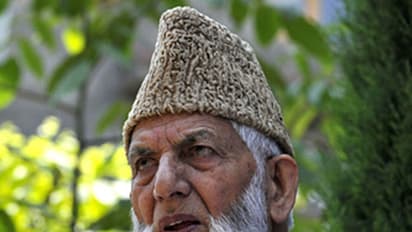 इस घटना ने यह साबित कर दिया कि कश्मीरी अलगाववादियों पर और सख्ती है जरुरी