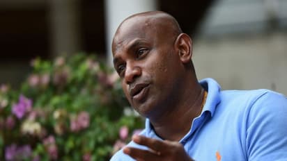 சாதனை வீரர் ஜெயசூர்யாவுக்கு நடந்த சோகம்! இப்ப எப்படி இருக்கார் தெரியுமா?