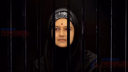 Sasikala found roaming around MG Road wearing Burqa? Here is the letter