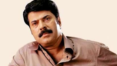 പ്രണവിന്റെ വരവ് ഗംഭീരമായി, അഭിനന്ദനങ്ങള്‍: മമ്മൂട്ടി