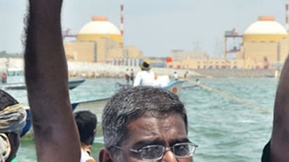 சீமான் என்ற ஒரு தனி நபர் தமிழினத்திற்கே ஆபத்து..  நாம் தமிழரை கிழித்து தொங்கவிட்ட சுப. உதயகுமார்.