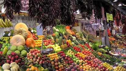 ಯುಗಾದಿಗೆ ಹೂವು-ಹಣ್ಣು, ದಿನಸಿ ಸಾಮಾಗ್ರಿಗಳ ಬೆಲೆ ಭಾರೀ ಇಳಿಕೆ