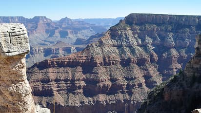 ഇതൊരു സമുദ്രമായിരുന്നു; തീരമാകെ ദിനോസറുകളും!