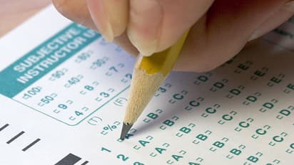 ചുമട്ടുകാരന്റെ തസ്തികയിലേക്ക് അപേക്ഷിച്ചത് അഞ്ച് എംഫില്ലുകാരും 253 പിജിക്കാരും 984 ഡിഗ്രിക്കാരും