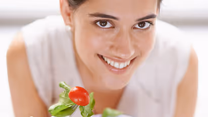 3 nutrition tips that every working woman should follow