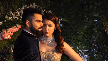 This intimate photo of Virat with Anushka will give you relationship goals