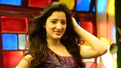 ఏప్రిల్ ద్వితీయార్ధంలో `రక్షకభటుడు`