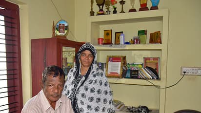 ജീവിത പങ്കാളിയുടെ പേര് തൂലികാ നാമമാക്കിയ എഴുത്തുകാരന് അവശതയില്