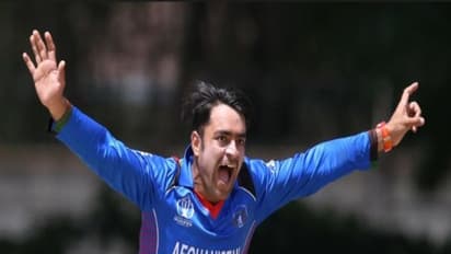 இந்திய அணிக்கு எச்சரிக்கை விடுக்கும் ரஷீத் கான்!! வங்க தேசத்தை வச்சு செய்த ஆஃப்கானிஸ்தான்