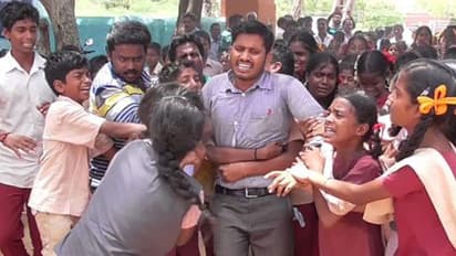 കുരുന്നുകളുടെ കണ്ണീര് ഫലിച്ചില്ല; ഭഗവാന് സ്കൂള് മാറേണ്ടിവരും