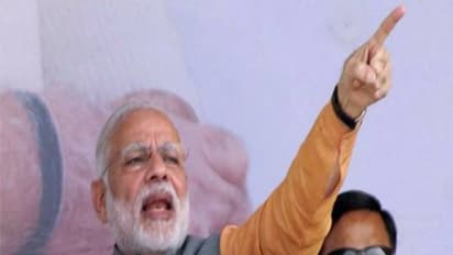 ப்ளூவேலில் சிக்கியுள்ளது காங்கிரஸ்... டிச.18 அன்று கடைசி எபிசோட் விளையாடுமாம்... சொல்பவர் மோடி!