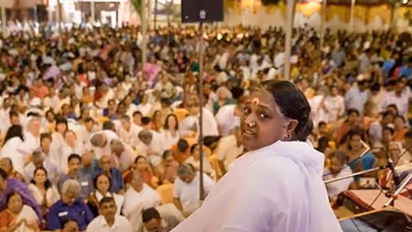 10 astounding facts about Mata Amritanandamayi