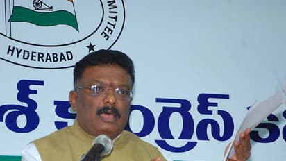 ఇదంతా కేసీఆర్ పన్నాగం.. ఈటెలను బలిపశువు చేస్తున్నారు.. దాసోజు శ్రవణ్