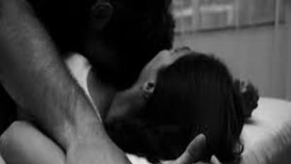 இளம் பெண் வாழ்க்கையை சீரழித்த பிரபல நடிகர்... வெடிக்கும் சர்ச்சை...!