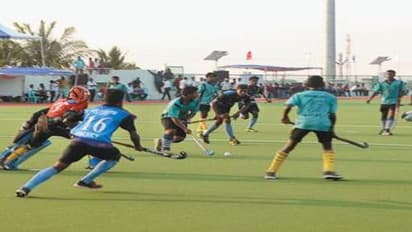 மாநில ஜூனியர் ஹாக்கி அப்டேட்; கோவை, திருச்சி அணிகள் அரையிறுதிக்கு முன்னேற்றம்…