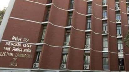 ஊழல் அரசியல்வாதிகள் தேர்தலில் போட்டியிட வாழ்நாள் தடை... தேர்தல் ஆணையம் அதிரடி முடிவு