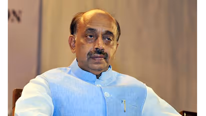 Delhi: Vijay Goel protests against car rationing scheme, drives odd-numbered vehicle on even day