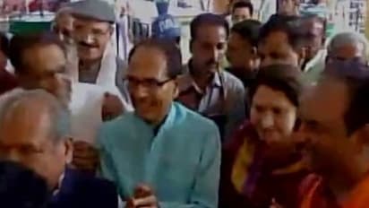 5 ரூபாய்க்கு மலிவு விலை மதிய உணவு…மத்திய பிரசேதத்திலும் அம்மா உணவகம்…