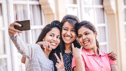 Planning to buy a selfie smartphone? You should know this