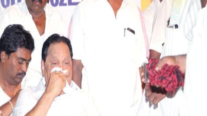 மார்பில் அடித்துக் கொண்டு கதறி அழுத துரைமுருகன்... சோகத்தில் மு.க.ஸ்டாலின்..!