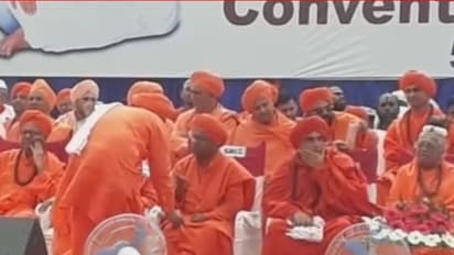 ‘ಒಬ್ಬ ತಂದೆಗೆ ಹುಟ್ಟಿದೋರು ಲಿಂಗಾಯತರು; 5 ಜನ ತಂದೆಗಳಿಗೆ ಹುಟ್ಟಿದೋರು ವೀರಶೈವರು'