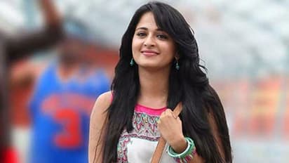 ആദ്യമായി പ്രണയം തോന്നിയത് ഒരു ക്രിക്കറ്ററോടെന്ന് അനുഷ്ക