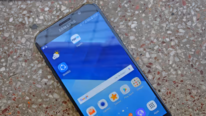 Samsung Galaxy A7 Review: Premium looking smartphone with a good camera