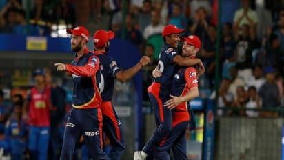 வாழ்வா, சாவா போட்டியில் வீழ்ந்தது ராஜஸ்தான்... டெல்லிக்கு கைகொடுத்த திடீர் மழை!