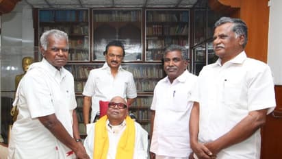 கருணாநிதியிடம் நலம் விசாரித்த நல்லகண்ணு !! தன்னை அடையாளம் கண்டுகொண்டதாக நெகிழ்ச்சி!!!